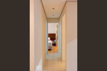 Apartamento para alugar com 71m², 2 quartos e 1 vagaCorredor