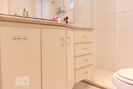 Apartamento para alugar com 71m², 2 quartos e 1 vagaBanheiro da suíte
