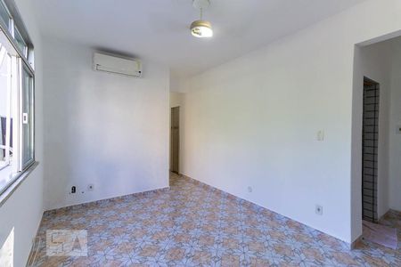 Apartamento à venda com 68m², 3 quartos e 1 vaga Apartamento à venda com 68m², 3 quartos e 1 vagaSala