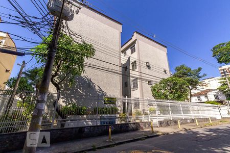 Apartamento à venda com 68m², 3 quartos e 1 vaga Apartamento à venda com 68m², 3 quartos e 1 vagaFachada