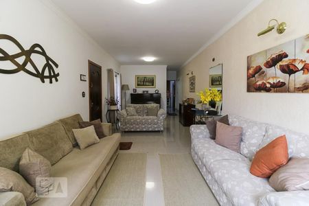 Sala de casa à venda com 3 quartos, 150m² em Vila Dom Pedro I, São Paulo