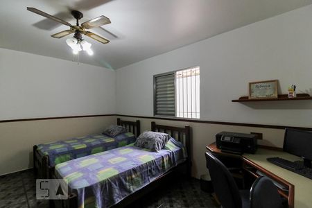 Casa à venda com 150m², 3 quartos e 4 vagasSuíte 2