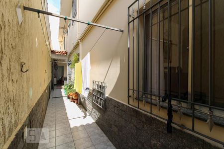 Casa à venda com 150m², 3 quartos e 4 vagasCorredor Externo
