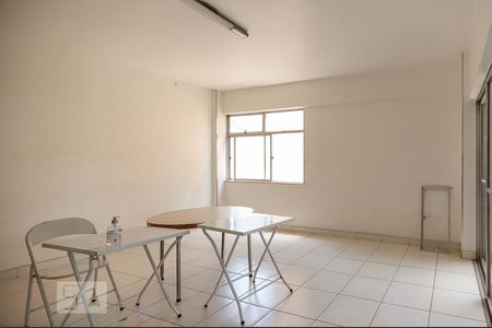 Apartamento à venda com 100m², 2 quartos e 1 vagaSalão de Festas