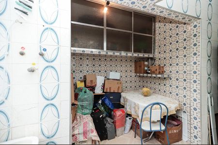 Apartamento à venda com 100m², 2 quartos e 1 vagaÁrea de Serviço