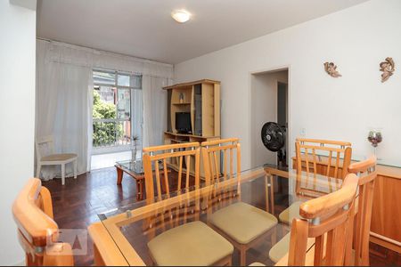 Apartamento à venda com 100m², 2 quartos e 1 vagaSala