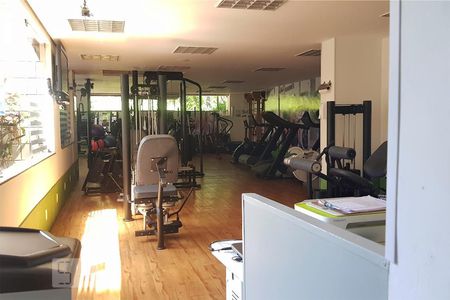 Apartamento para alugar com 129m², 4 quartos e 2 vagas Apartamento para alugar com 129m², 4 quartos e 2 vagasÁrea comum - Academia