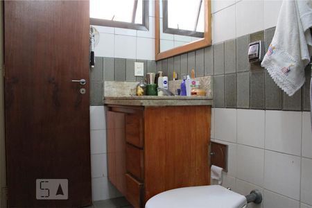Apartamento para alugar com 129m², 4 quartos e 2 vagas Apartamento para alugar com 129m², 4 quartos e 2 vagasBanheiro da Suíte