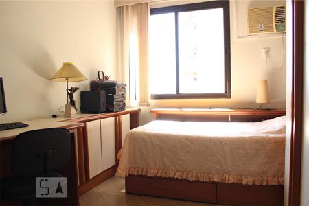 Apartamento para alugar com 129m², 4 quartos e 2 vagas Apartamento para alugar com 129m², 4 quartos e 2 vagasQuarto 3