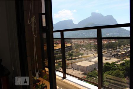 Varanda de apartamento para alugar com 4 quartos, 129m² em Barra da Tijuca, Rio de Janeiro