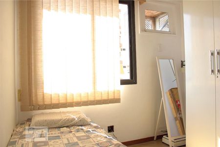 Apartamento para alugar com 129m², 4 quartos e 2 vagas Apartamento para alugar com 129m², 4 quartos e 2 vagasQuarto 2