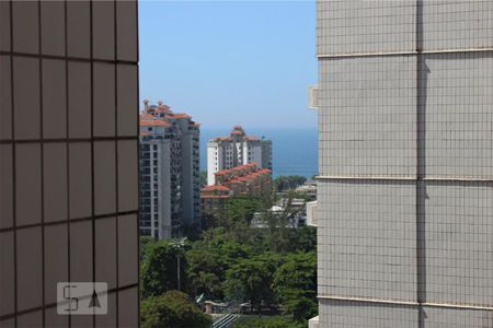 Apartamento para alugar com 129m², 4 quartos e 2 vagas Apartamento para alugar com 129m², 4 quartos e 2 vagasVista da Área de Serviço
