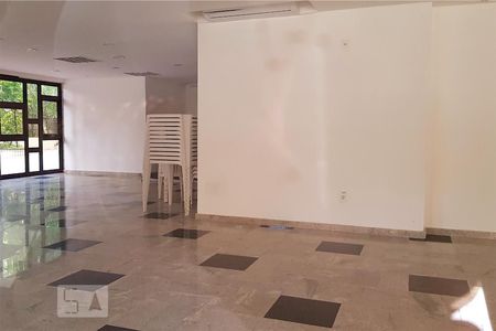 Apartamento para alugar com 129m², 4 quartos e 2 vagas Apartamento para alugar com 129m², 4 quartos e 2 vagasÁrea comum - Salão de festas