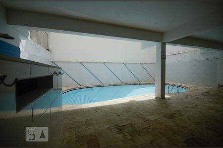 Apartamento à venda com 97m², 3 quartos e 1 vaga Apartamento à venda com 97m², 3 quartos e 1 vagaÁrea comum - Piscina