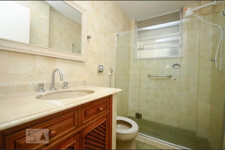 Apartamento à venda com 97m², 3 quartos e 1 vaga Apartamento à venda com 97m², 3 quartos e 1 vagaBanheiro Social