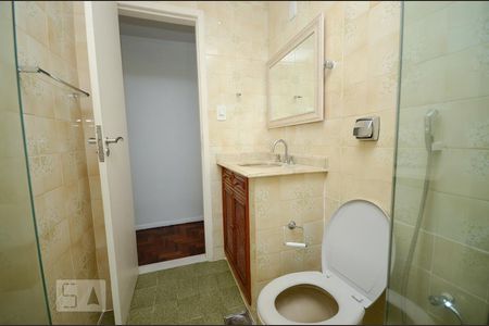 Apartamento à venda com 97m², 3 quartos e 1 vaga Apartamento à venda com 97m², 3 quartos e 1 vagaBanheiro Social