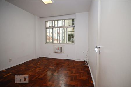 Apartamento à venda com 97m², 3 quartos e 1 vaga Apartamento à venda com 97m², 3 quartos e 1 vagaSuíte