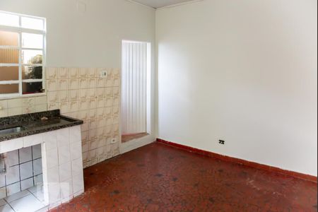 Cozinha de casa para alugar com 1 quarto, 45m² em Limoeiro, São Paulo