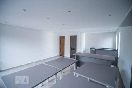 Apartamento para alugar com 50m², 2 quartos e 1 vaga Apartamento para alugar com 50m², 2 quartos e 1 vagaÁrea comum - Salão de festas