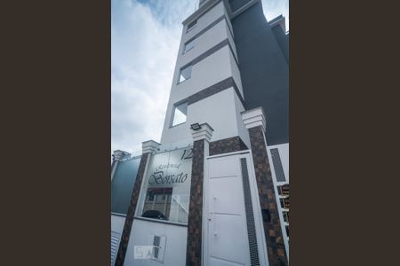 Apartamento para alugar com 50m², 2 quartos e 1 vaga Apartamento para alugar com 50m², 2 quartos e 1 vagaFachada
