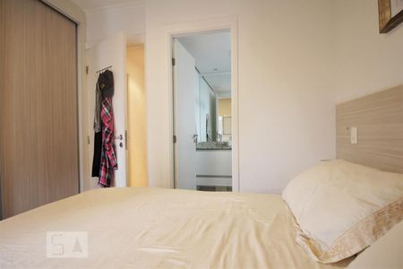 Apartamento para alugar com 69m², 2 quartos e 1 vagaSuíte