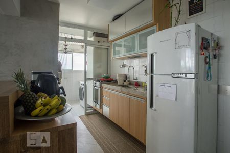 Apartamento à venda com 124m², 3 quartos e 2 vagasCozinha