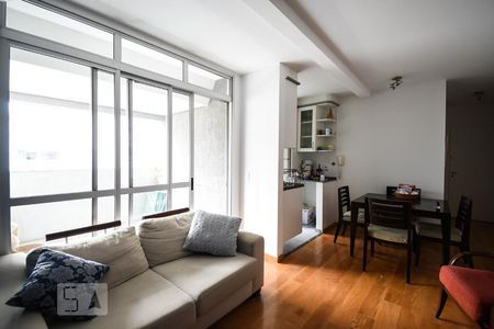 Sala de apartamento à venda com 2 quartos, 60m² em Pinheiros, São Paulo