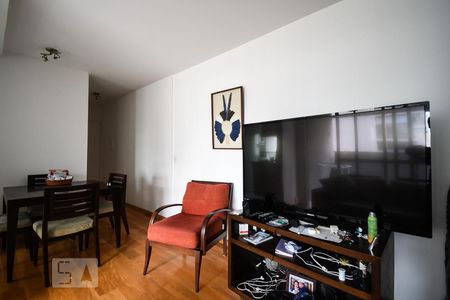 Sala de apartamento à venda com 2 quartos, 60m² em Pinheiros, São Paulo