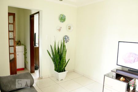 Sala de Casa com 2 quartos, 100m² Vila Campo Grande