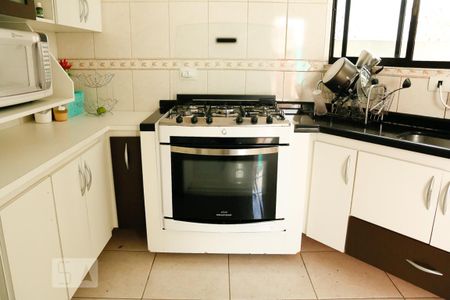 Casa para alugar com 100m², 2 quartos e sem vaga Casa para alugar com 100m², 2 quartos e sem vagaCozinha