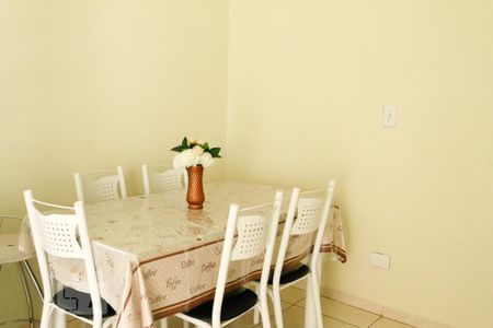 Casa para alugar com 100m², 2 quartos e sem vaga Casa para alugar com 100m², 2 quartos e sem vagaCozinha