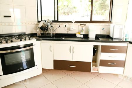 Casa para alugar com 100m², 2 quartos e sem vaga Casa para alugar com 100m², 2 quartos e sem vagaCozinha