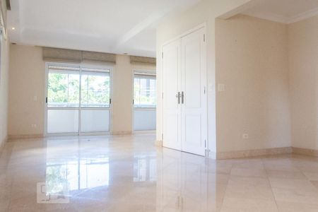 Sala de apartamento à venda com 3 quartos, 146m² em Vila Suzana, São Paulo