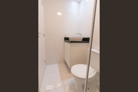 Apartamento à venda com 40m², 2 quartos e 1 vaga Apartamento à venda com 40m², 2 quartos e 1 vagaBanheiro