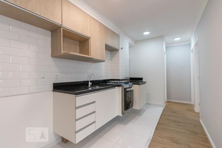 Cozinha de apartamento à venda com 2 quartos, 40m² em Sítio da Figueira, São Paulo