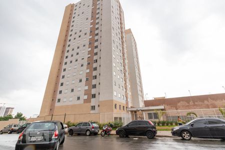 Apartamento à venda com 40m², 2 quartos e 1 vaga Apartamento à venda com 40m², 2 quartos e 1 vagaFachada