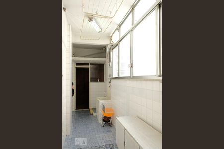 Apartamento para alugar com 170m², 3 quartos e 1 vaga Apartamento para alugar com 170m², 3 quartos e 1 vagaÁrea de serviço