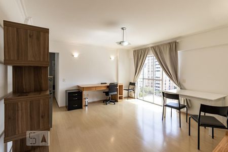 Sala de apartamento à venda com 2 quartos, 66m² em Itaim Bibi, São Paulo