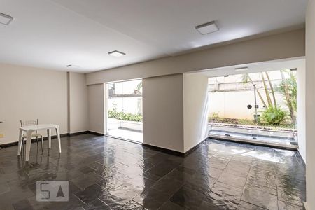 Apartamento à venda com 66m², 2 quartos e 1 vaga Apartamento à venda com 66m², 2 quartos e 1 vagaÁrea comum do prédio - Salão de Festas