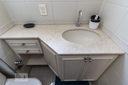 Apartamento à venda com 66m², 2 quartos e 1 vaga Apartamento à venda com 66m², 2 quartos e 1 vagaBanheiro