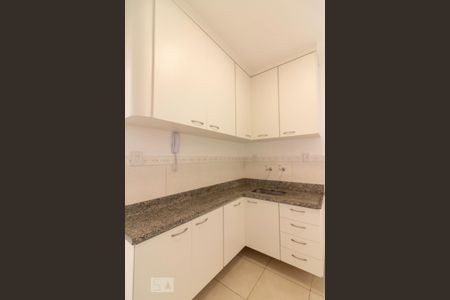 Apartamento à venda com 110m², 3 quartos e 1 vaga Apartamento à venda com 110m², 3 quartos e 1 vagaCozinha