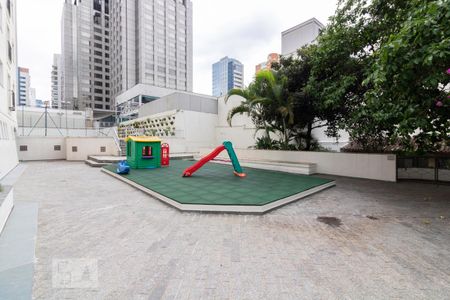 Apartamento à venda com 110m², 3 quartos e 1 vaga Apartamento à venda com 110m², 3 quartos e 1 vagaÁrea Comum - Playground