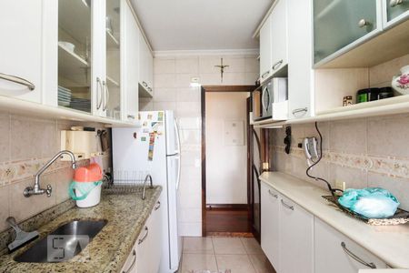 Apartamento à venda com 73m², 3 quartos e 2 vagas Apartamento à venda com 73m², 3 quartos e 2 vagasCozinha
