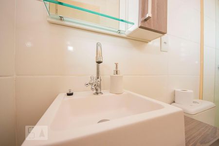 Apartamento à venda com 70m², 2 quartos e sem vaga Apartamento à venda com 70m², 2 quartos e sem vagaBanheiro