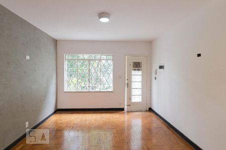 Sala de casa para alugar com 2 quartos, 200m² em Sumarezinho, São Paulo