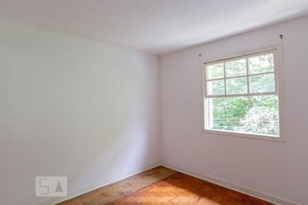 Quarto de casa para alugar com 2 quartos, 200m² em Sumarezinho, São Paulo