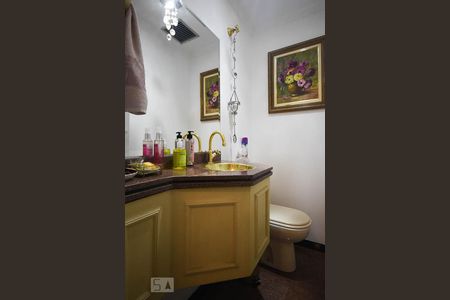 Apartamento à venda com 140m², 4 quartos e 3 vagasLavabo