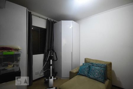 Apartamento à venda com 140m², 4 quartos e 3 vagasQuarto 2