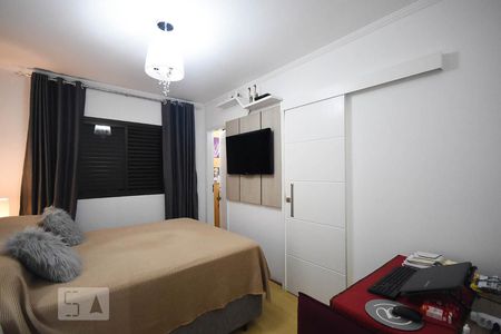 Apartamento à venda com 140m², 4 quartos e 3 vagasSuíte 2
