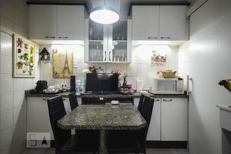 Apartamento à venda com 140m², 4 quartos e 3 vagasCozinha
